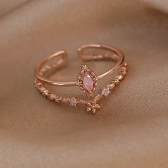 📌 Please Note: When adjusting the ring, please squeeze or expand the ring body slowly and gently. 💎 Materials: 14k Rose Gold Electroplated - more durable than regular platings Cubic Zirconia 📐 Size: Adjustable Open Design - Size 6+ Rose Gold Ring Designs, Rose Gold Jewelry Aesthetic, Jewelry Vintage Aesthetic, Ring Designs Unique, Princess Tiara Ring, Stylish Jewelry Accessories, Cute Promise Rings, Wedding Ring Rose Gold, Rose Gold Promise Ring