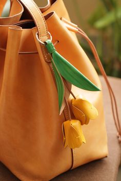 100% Handmade Leather Tulip Ornament, Bag Ornament, A Bouquet of Two Flowers, Good Luck Party Favors Gift - Etsy Leather Flower Pattern, Leather Goods Ideas, Leather Bag Charm, Tulip Ornament, Leather Christmas Ornaments, Diy Leather Flowers, Tulip Bag, Leather And Beads, Diy En Cuir