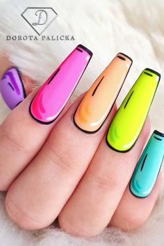 Neon Comic Nails, Neon Cartoon Nails, Pop Nail Art, Comic Nail Art, Ig Nails, Book Nail Art, Comic Book Pop Art