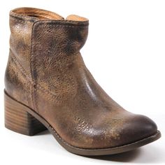 The WALNUT GROVE bootie by Diba True has a western vibe that meets the comfortable, casual style. This pull-on bootie is a staple at concerts, festivals, and fun all season. Thick stitching and antiquing add the right amount of western flair to this must-have addition to your wardrobe. Thick Stitching, Walnut Grove, Short Ankle Boots, Western Ankle Boots, Western Booties, Western Leather, Boots Women Fashion, Leather Pulls, Leather Design