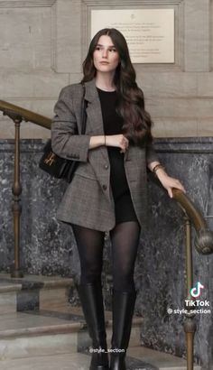 Classy Winter Outfits, Pencil Skirt Outfits, Sophisticated Outfits, Classy Work Outfits, Korean Outfits, Modern Outfits, Edgy Outfits, Winter Fashion Outfits