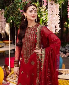 Haniya Amir, Pakistani Design, Velvet Anarkali, Velvet Kurti, Organza Kurti, Batik Print Dress, Indian Anarkali