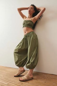 Yoga Design, Balloon Pants, Fashion Top Outfits, Style Clothes, Summer 24, Fashion Top, Alter Ego, Corsets