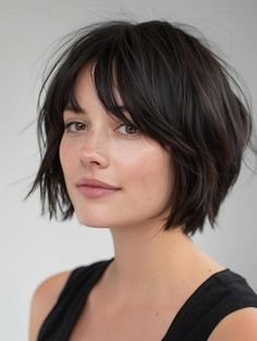 Katie Holmes Bob With Bangs, Short Bob Inspiration, Eat Length Bob, Bob Haircut Layered Short, Short Hairstyle Women Choppy, Angled Short Hair, Chin Length Hair With Bangs Straight, Hair Cuts For Thinning Hair 2023, Face Framing Bob Short