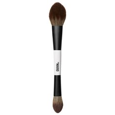 What it is: A dual-ended brush that features softly tapered hairs to give you the most flawless blush and highlighter application.Brush Formulation: Powder Brush Coverage: Buildable Brush Handle Length: 3.94 inchesBristle Type: Synthetic and Natural BlendIngredient Callouts: It is cruelty-free.What Else You Need to Know: This multiuse brush delivers precision application and effortless blending to highlight and illuminate the features of any face shape. It features the highest-quality patent-pen Hogwarts Makeup, Highlighter Application, Blush And Highlighter, Makeup Collection Goals, Makeup By Mario, Essence Makeup, Tapered Hair, Face Makeup Brush, Sephora Beauty