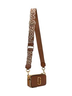 100% Cow Split Leather Whit Polyurethane Coating Brown Marc Jacobs Bag, Brown Leather Shoulder Bag With Logo Hardware, Designer Brown Bags With Logo Strap, Designer Leather Shoulder Bag With Logo Strap, Luxury Brown Bags With Logo Strap, Elegant Brown Bag With Logo Strap, Marc Jacobs Snapshot Bag, Snap Bag, Trendy Purses