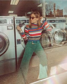 80’s Aesthetic, Look 80s, 70’s Aesthetic, Mode Hippie, Fotografi Digital, 70s Inspired Fashion, Vintage Photoshoot, 70s Outfits, Look Retro