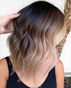 Brown Platinum Balayage, Balayage Shades, Platinum Balayage, Balayage Colors, Brown Hair With Blonde Balayage, Dark Highlights, Platinum Blonde Balayage, Wig Wavy, Blonde Balayage Highlights