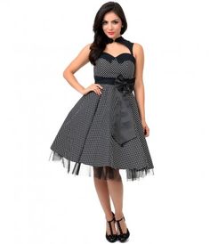 Viva vintage, dames! Presenting a 1950s inspired retro frock in black and white with an all over polka dot print. Boasti...Price - $61.00-h1PTnpD8 Black And White Long Dresses, Dresses 50s, Vintage Polka Dot Dress, Black Polka Dot Dress, Pin Up Outfits, Vintage Black Dress, White Polka Dot Dress, Pin Up Dresses