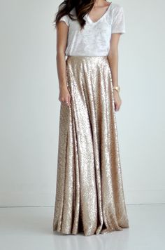 Sequin Maxi Skirt | Golden Champagne Gold Maxi Skirt For Summer Party, Sequin Maxi Skirt, Maxi Sequin Skirt, Prom Skirt, Golden Champagne, Full Maxi Skirt, Gold Skirt, Mode Boho, Fashion Bottoms