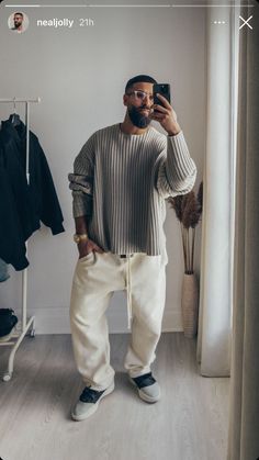 Fog Outfit, Minimal Streetwear, Jerry Lorenzo, Black Men Fashion Casual, Black Men Street Fashion, Men Street Fashion, Guys Clothing Styles, Fear Of God Essentials, Men Fashion Casual Outfits