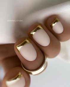 Unghie Nail Art, Polish Design, Gold Nail, Her Nails, New Year's Nails, Fabulous Nails, Heart Nails, Fancy Nails, Chic Nails