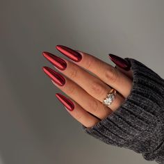 Red Chrome Nails, Fake Acrylic Nails, Chrome Nails Designs, Chrome Nail, Red Nail Designs, Metallic Nails, Luxury Nails, Chrome Nails