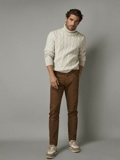 Corduroy Pants Outfit, Fashion Outfits Men, Sleepy Girl, Outfit Uomo, Men Stylish Dress, Fashion Man, Men's Casual Style