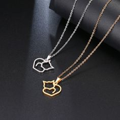 This stainless steel necklace is the perfect gift for yourself or a fellow cat lover. It shows how passionate you are for cats and helps raise awareness for them. Length is 45cm. Cat Pendant Necklace, Lovers Necklace, Buy Necklace, Gold Necklace Women, Necklace Women