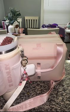 Pink Things To Buy, Cna Lifestyle, Ultrasound Technician School, Aesthetic Stanley, Pink Lunch, Backpack Aesthetic, Girly Christmas Gifts, Lunch Prep, Girly Apartments