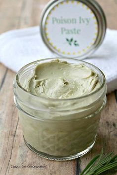 Poison Ivy Paste is my DIY for the summer Herbal Medicine Recipes, Herbal Remedies Recipes, Salve Recipes, Herbal Salves, Herbal Recipes, Natural Healing Remedies, Natural Antibiotics, Herbal Healing, Home Health Remedies