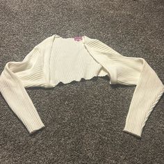 Bought Recently, Worn Maybe Once. Feels Brand New Shrug Sweater, White Cream, Ponchos, Cream White, Colorful Sweaters, Sweaters For Women, Cream, Brand New, Customer Support