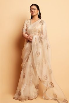 Buy Ivory Organza Embroidery Floral Swerve Inaaya Saree For Women by Lajjoo C Online at Aza Fashions. Organza Saree Blouse Designs, Holi Colours, Kajol Devgan, Latest Sarees Online, Diwali Dresses, Fancy Embroidery, Buy Designer Sarees Online, Party Sarees, Simple Sarees