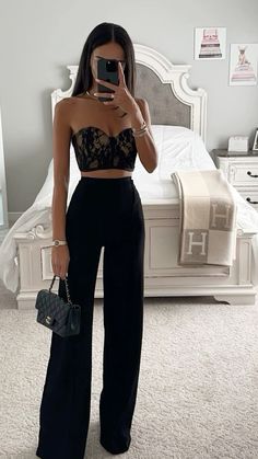 Corset Top Outfit Classy, Elegantes Party Outfit, Corset Top Outfit, Modele Fitness, Fest Outfits, Fiesta Outfit, Chique Outfits, Outfit Chic, Crop Top Outfits