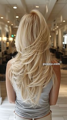 Dimensional Beauty: Stunning Blonde Hair with Lowlights Ideas Blonde Layered Hair, Perfect Blonde Hair, Blonde Hair Transformations, Dimensional Blonde