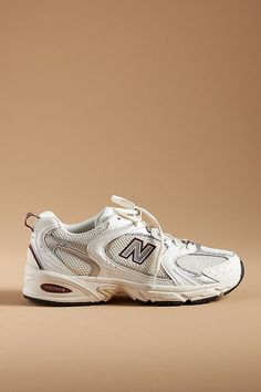 Best Workout Shoes For Women, Neutral Sneakers Women, White New Balance Shoes, Vintage New Balance, Best Workout Shoes, Nike New Balance, Fall Sneakers, 2024 Outfits, Fall Attire