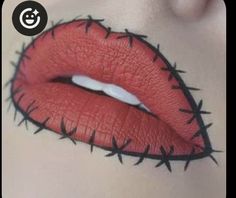 Wearwolf Makeup, Hallowen Schminke, Maquillage Halloween Simple, Holloween Makeup, Cute Halloween Makeup, Halloween Makeup Diy, Halloween Beauty