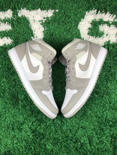 Air Jordan 1 Mid Linen, Jordan 1 Mid Linen, Shoes For Guys, Best Sandals For Men, Shoe Styling, Nike Shoes Girls, All Nike Shoes, Sandals For Men, Beautiful Sandals