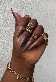 Girls Nail Designs, Brown Acrylic Nails, Natural Nail Art, Black Nail Designs, Nails Polish, Dark Nails, Nails Black, Pastel Nails, Brown Nails