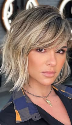 Κούρεμα Bob, Short Choppy Haircuts, Choppy Haircuts, Choppy Bob Haircuts, Choppy Bob Hairstyles, Choppy Hair, Short Choppy Hair, Short Hair With Bangs