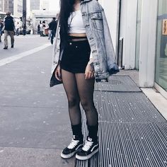 Black Tights Outfit Summer, Punk Maternity, Personal Rebrand, Warped Tour Outfit, Instagram Comments, Western Grunge, Outfit Boots, Fashion 90s, Rock Outfits