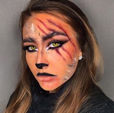 Glam Wolf Makeup, Werewolf Eye Makeup, Wolf Make Up Women Halloween, Werewolf Scratch Makeup, Cute Werewolf Makeup, Cat Scratch Makeup, Scary Bear Makeup, Wearwolf Makeup Woman Halloween