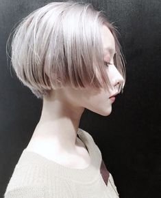 女生短髮剪裁 Penteado Cabelo Curto, Girl Short Hair, Hair Reference, Short Hair With Layers, Style Hair, Grunge Hair, Pixie Hairstyles, Grey Hair, Bobs Haircuts