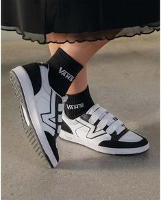 Lowland ComfyCush V Shoe Black Retro Vans Sneakers, Black Synthetic Vans Skate Shoes, Vans Black Sneakers With Translucent Outsole, Black Synthetic Vans Sneakers, Vans Lowland, Vans Store, V Logo, Flying V, Vans Logo