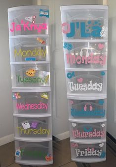 MAKE LABELS WITH CRICUT TO STAY ORGANIZED Make Labels With Cricut, Organize Kids Clothes, Organizing Kids Clothes, School Clothes Organization, Labels With Cricut, Cricut Labels, At Home Clothes, Kids School Clothes, Clothes For School