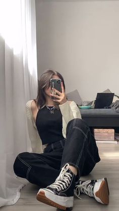 Mode Indie, Adrette Outfits, Mode Ulzzang, Korean Casual Outfits, Kpop Fashion Outfits, Kpop Fashion, Looks Style, Mode Inspiration