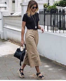 Summer Work Outfits Curvy, Street Style Summer Casual, Summer Office Outfits, Smart Casual Women, Smart Casual Work Outfit, Casual Work Outfits Women, Office Casual Outfit, Office Outfits Women, Business Casual Outfits For Work