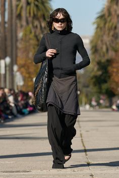 Balenciaga - Pre-Fall 2024 https://www.vogue.com/fashion-shows/pre-fall-2024/balenciaga/slideshow/collection#39 Runway Looks, 2024 Collection, Fashion Collection, Sport Outfits, Fashion News