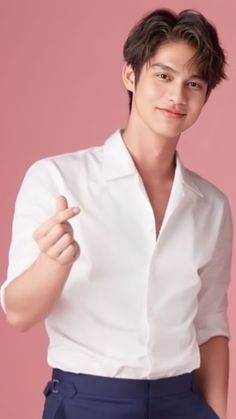 Bright Vachirawit Chivaaree, Lucky Blue Smith, F4 Thailand, Lucky Blue, Cool Boy Image, Bright Photos, Asian Love, Beautiful Wallpaper For Phone, Bright Vachirawit