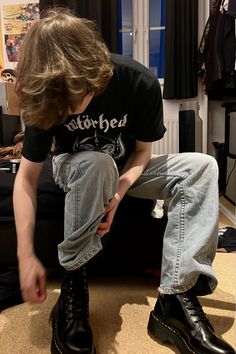 Punk Soft Aesthetic, Metal Core Outfit Men, Grunge Nerd Aesthetic, Men’s 90s Grunge, Soft Grunge Outfits Masc, Rock Core Outfit, Alt Guy Aesthetic, Grunge Rock Outfits Men, Indie Grunge Aesthetic Outfits Men