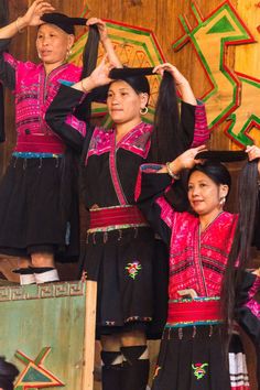 In this Chinese village of 'real-life Rapunzels,' women only cut their hair once in their lives China Long Hair, Unmarried Women, First Haircut, Cleansing Routine, Married With Children, Hair Regimen, Wooden Comb, Long Locks