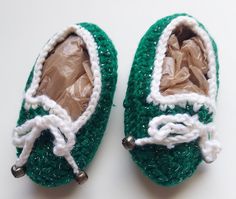 These are about a 3-6 months. Foot length 4". Elf Slippers, Crib Shoes, Shoes Booties, Kids Shoes, Elf, Slippers, Crochet