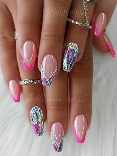 Nails With Sparkles Accent, Trendy Summer Nails Designs, Coffin Summer Nails Designs, Fancy French Tip Nails, V Nails Design, Mediterranean Nails, Aurora Nails, French Tip Nail Designs, Fancy Nails Designs