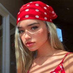 Hairstyles List, Hair Bandana, Red Bandana, Grunge Hair, Girl Icons, Pretty Face, Aesthetic Girl