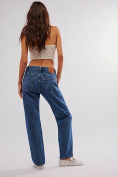 Levi's 90's 501 Jeans Levis 501 90s Outfit, Jean Levi’s 501 Outfit, Levi’s 501 Jeans Outfit Women, 501 Levis Women Outfits Street Styles, Levis 501 90s, Levis 501 Outfit, 501 Outfit, Jean Levis, Adidas Outfit Women