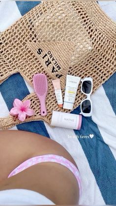 beach girl, coconut girl, clean girl, aesthetic, summer, beachbag, paris milano, beach essentials, aesthetic bag, it girl, sun, ocean, influencer, instagram, tiktoker, tote bag   Buy from my Amazon link Im an Amazon Affiliate 💋 Sophie Vibes, Preppy Basics, Dubai Beach, Summer Life, Bag Essentials, Beach Essentials, Foto Ideas Instagram, Summer 24