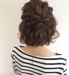 Half Up Half Down Short Hair, Easy Formal Hairstyles, 1930s Hair, Formal Hairstyles For Short Hair, Half Up Half Down Hair Prom, Prom Hairstyles For Short Hair, Dress Champagne, Long Hair Updo, Peinados Fáciles Para Cabello Corto