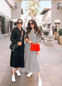 Qatar Fashion Outfits, Casual Dress And Sneakers Outfit, Modest Sneaker Outfits, Dress With Sneakers Winter, Summer Conservative Outfits, Qatar Outfit Ideas, Long Dress With Sneakers, Qatar Outfits, Qatar Outfit