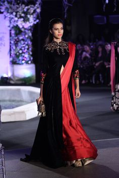 Manish Malhotra Designs, Sharara Design, Lakme Fashion Week 2016, Nice Suits, Fashion Week Winter, Singapore Wedding, Bollywood Glamour, Ghaghra Choli, Party Wear Dress