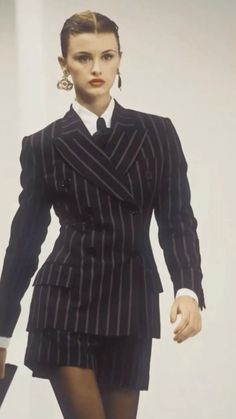 40s Mode, 90s Runway Fashion, Runway Fashion Couture, November 23, Mode Vintage, Suit And Tie, Looks Style, Mode Inspiration